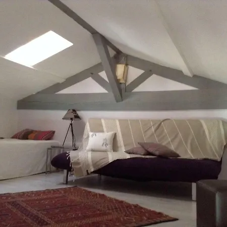Bed and Breakfast Maison Bernachot *